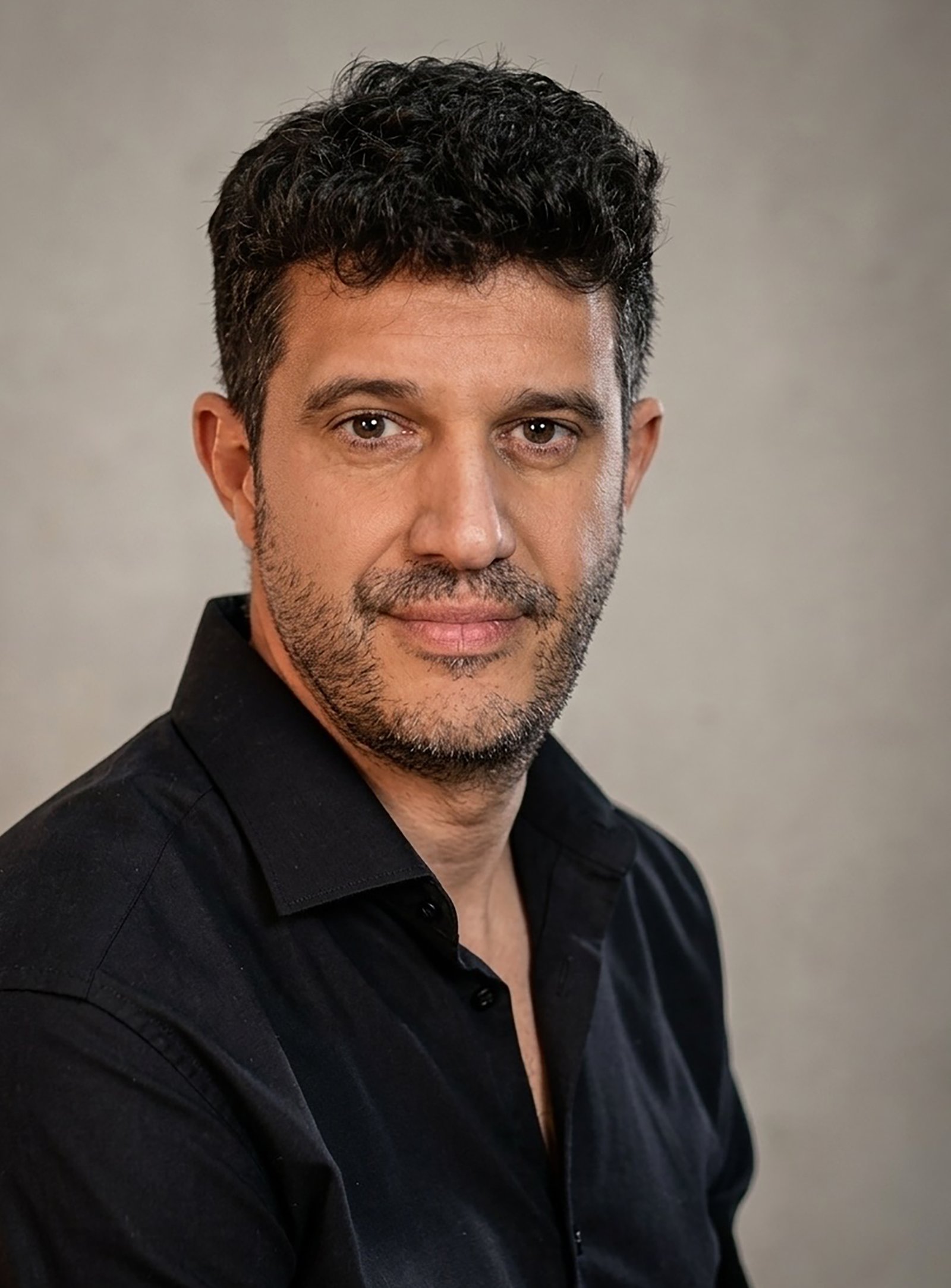 Antonio Escudero, actor, retrato profesional de portada